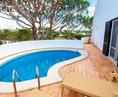 아파트 Sleeps 4 Pool Wifi T480135